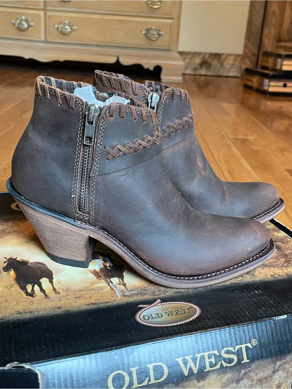 Old West Brown Leather Western Ankle Booties